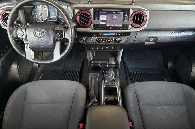 2016 Toyota Tacoma SR5