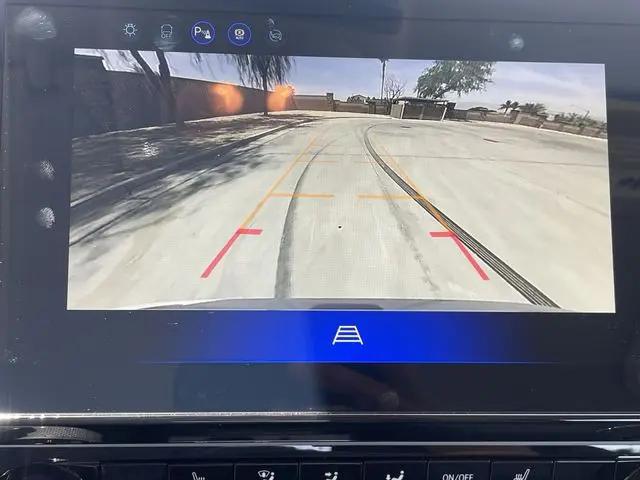 2027 Chevrolet Bolt LT FWD