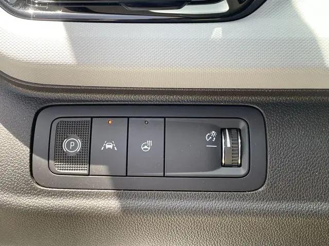 2027 Chevrolet Bolt LT FWD