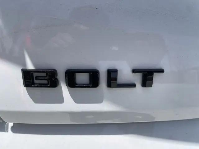 2027 Chevrolet Bolt LT FWD