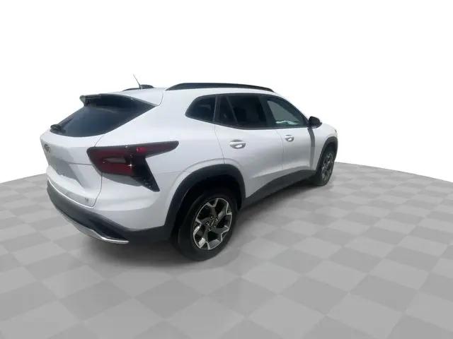 2026 Chevrolet Trax FWD LT