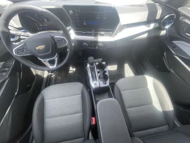 2026 Chevrolet Trax FWD LT