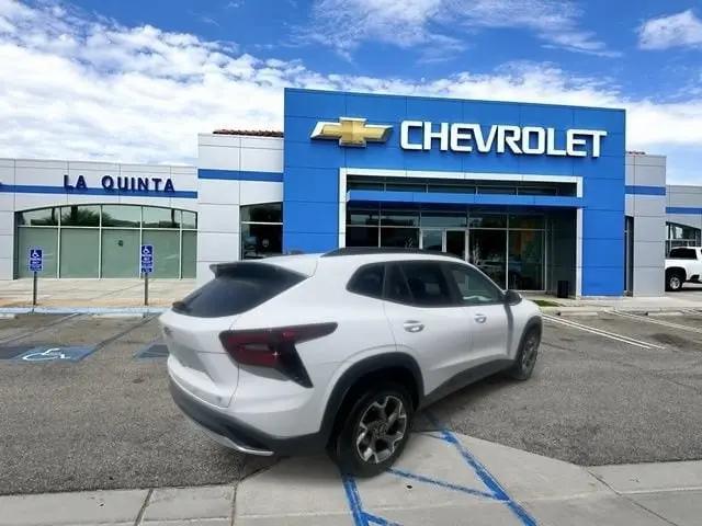 2026 Chevrolet Trax FWD LT
