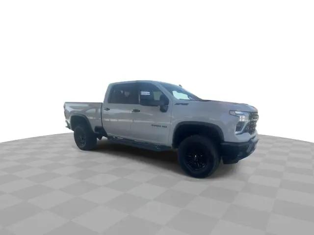 2026 Chevrolet Silverado 2500HD Crew Cab, Standard Bed, XR2, 4WD
