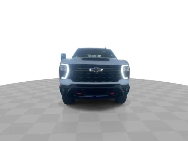 2026 Chevrolet Silverado 2500HD Crew Cab, Standard Bed, XR2, 4WD
