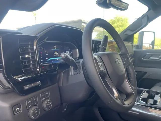 2026 Chevrolet Silverado 2500HD Crew Cab, Standard Bed, XR2, 4WD