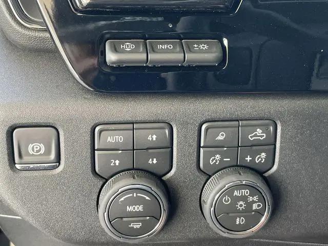 2026 Chevrolet Silverado 2500HD Crew Cab, Standard Bed, XR2, 4WD