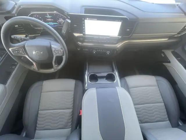 2026 Chevrolet Silverado 2500HD Crew Cab, Standard Bed, XR2, 4WD