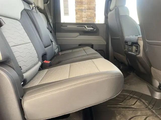 2026 Chevrolet Silverado 2500HD Crew Cab, Standard Bed, XR2, 4WD