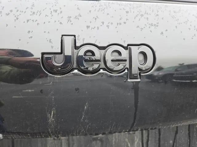 2023 Jeep Grand Cherokee L Altitude X 4x4