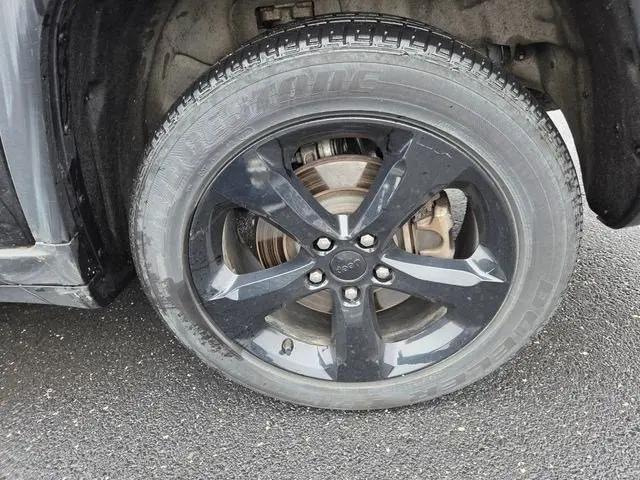 2023 Jeep Grand Cherokee L Altitude X 4x4
