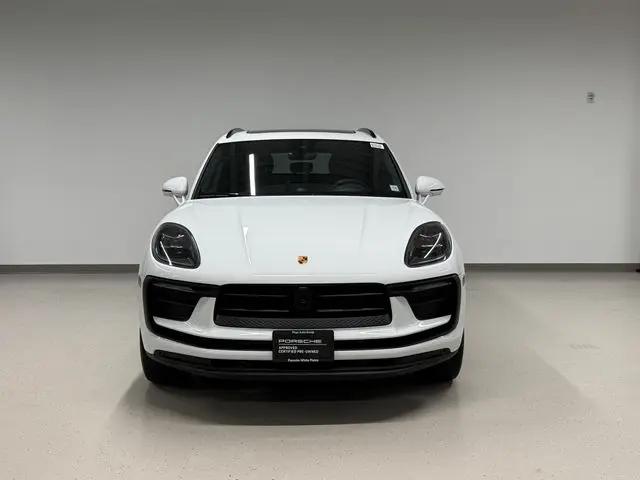 2026 Porsche Macan Macan