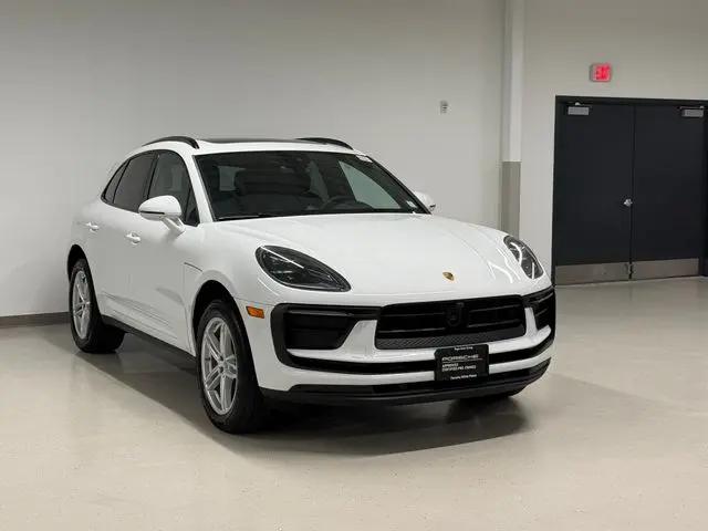 2026 Porsche Macan Macan