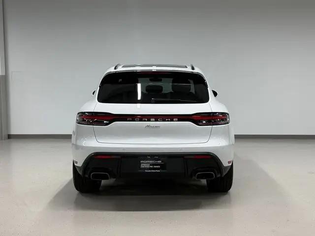 2026 Porsche Macan Macan