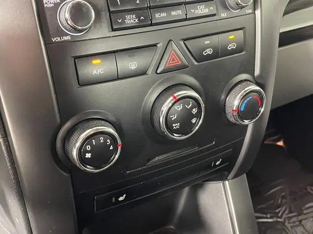 2011 Kia Sorento LX