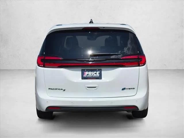 2024 Chrysler Pacifica Hybrid S Appearance Pkg