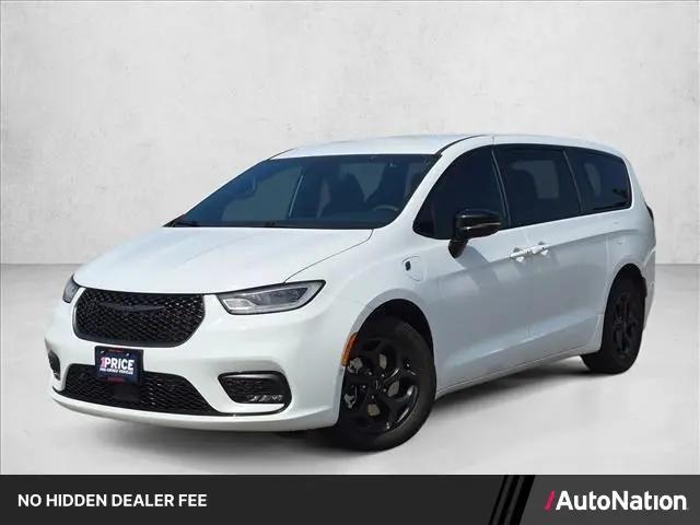 2024 Chrysler Pacifica Hybrid S Appearance Pkg for sale in Denton, TX