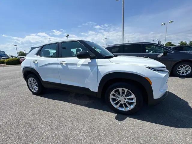 2024 Chevrolet TrailBlazer FWD LS