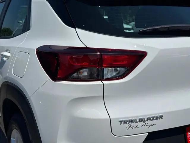 2024 Chevrolet TrailBlazer FWD LS