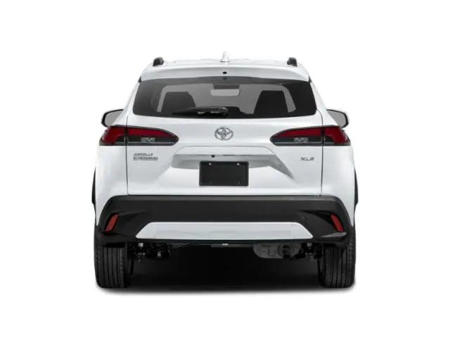 2025 Toyota Corolla Cross XLE