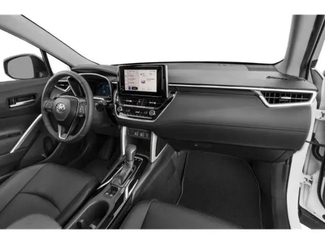 2025 Toyota Corolla Cross XLE
