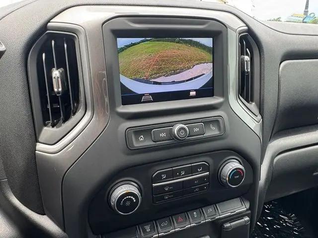 2023 Chevrolet Silverado 2500HD 4WD Crew Cab Standard Bed Custom