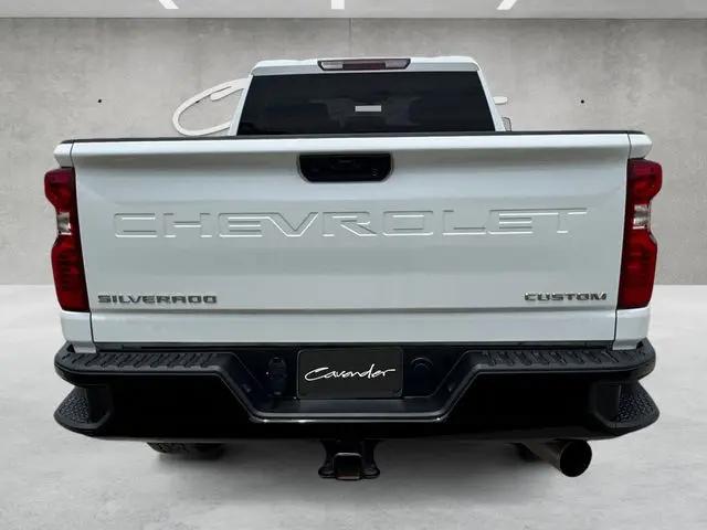 2023 Chevrolet Silverado 2500HD 4WD Crew Cab Standard Bed Custom