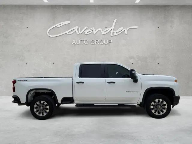 2023 Chevrolet Silverado 2500HD 4WD Crew Cab Standard Bed Custom