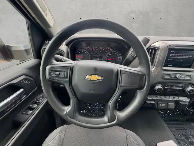 2023 Chevrolet Silverado 2500HD 4WD Crew Cab Standard Bed Custom