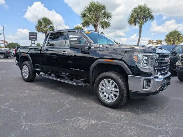 2022 GMC Sierra 2500HD 4WD Crew Cab Standard Bed SLT