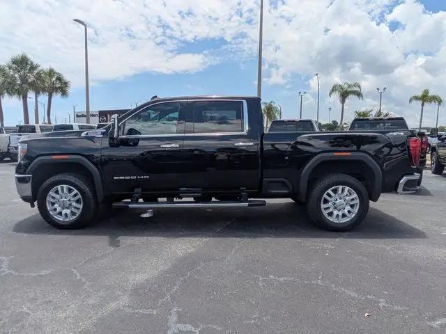 2022 GMC Sierra 2500HD 4WD Crew Cab Standard Bed SLT