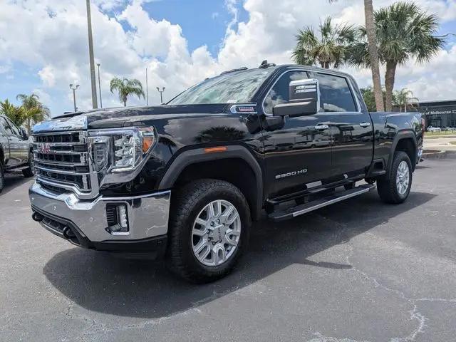 2022 GMC Sierra 2500HD 4WD Crew Cab Standard Bed SLT