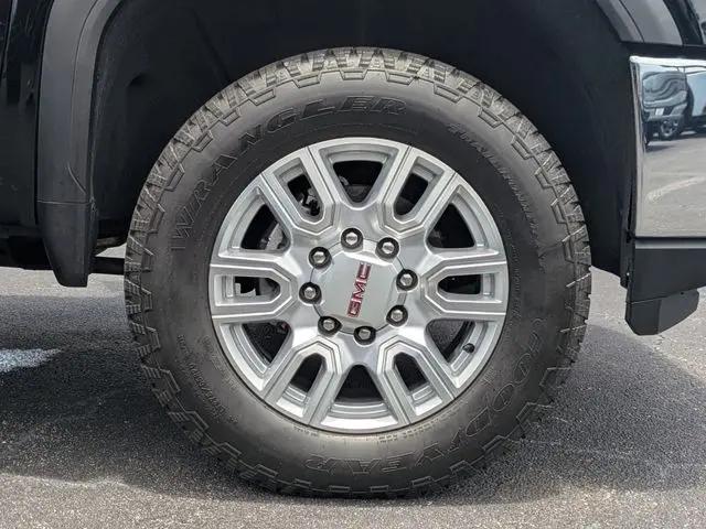 2022 GMC Sierra 2500HD 4WD Crew Cab Standard Bed SLT