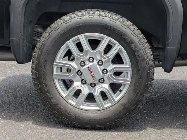 2022 GMC Sierra 2500HD 4WD Crew Cab Standard Bed SLT