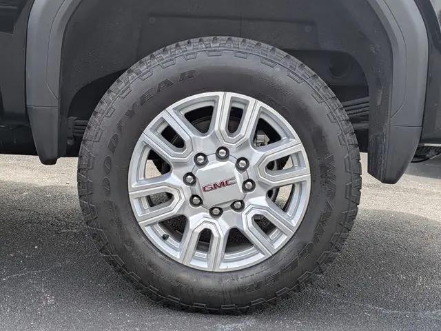 2022 GMC Sierra 2500HD 4WD Crew Cab Standard Bed SLT
