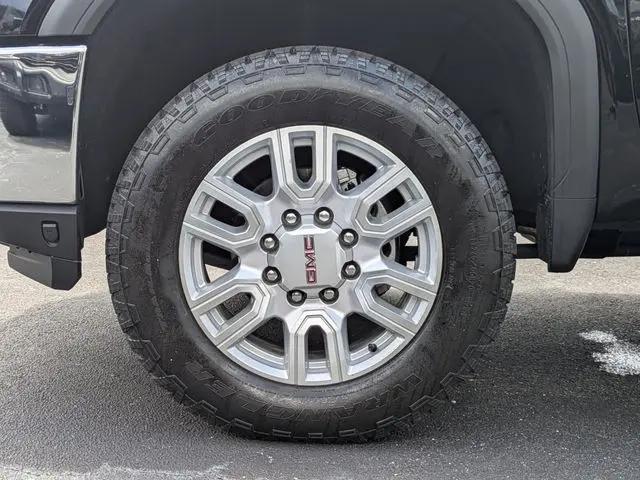 2022 GMC Sierra 2500HD 4WD Crew Cab Standard Bed SLT