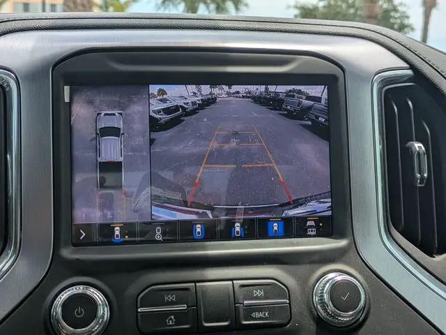 2022 GMC Sierra 2500HD 4WD Crew Cab Standard Bed SLT