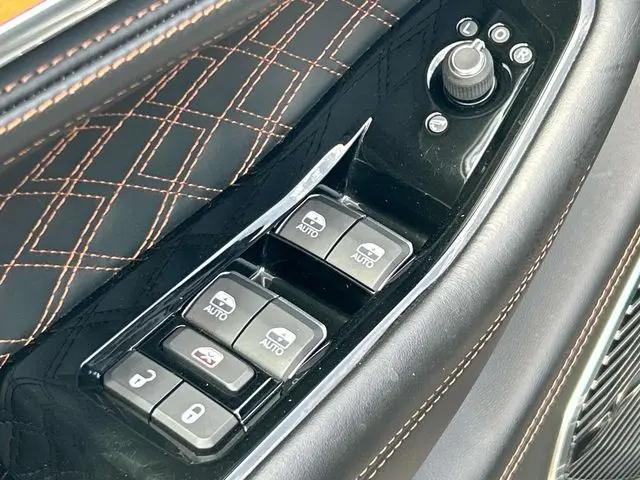 2022 Jeep Grand Cherokee L Summit Reserve 4x4