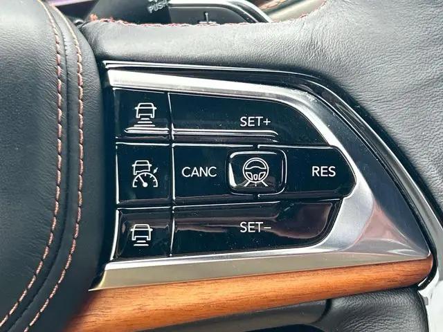 2022 Jeep Grand Cherokee L Summit Reserve 4x4
