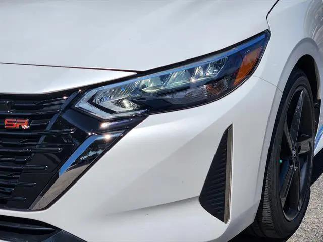 2024 Nissan Sentra SR Xtronic CVT