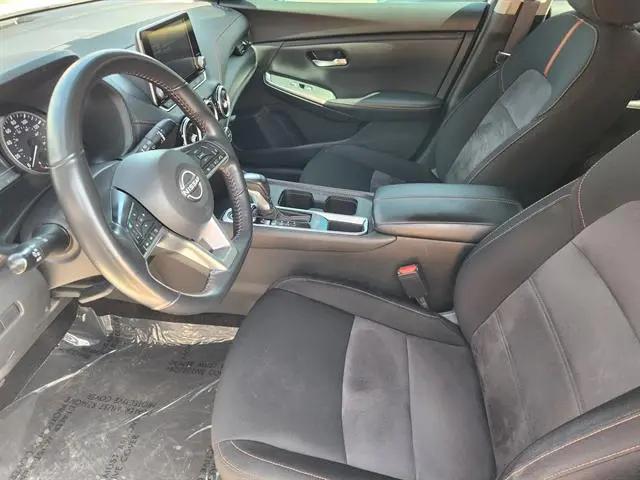 2024 Nissan Sentra SR Xtronic CVT