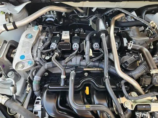 2024 Nissan Sentra SR Xtronic CVT