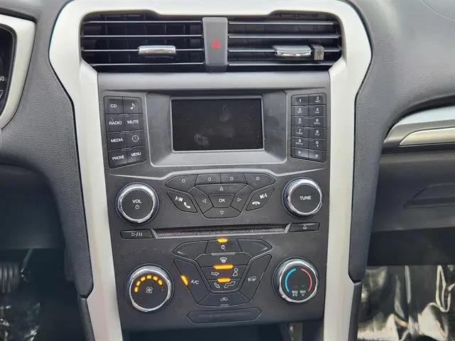 2016 Ford Fusion S