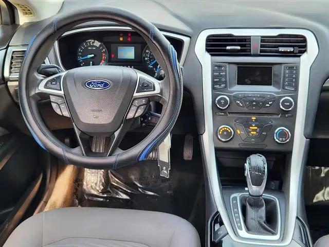 2016 Ford Fusion S