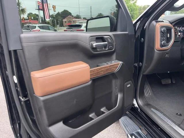 2022 Chevrolet Silverado 1500 4WD Crew Cab Short Bed High Country
