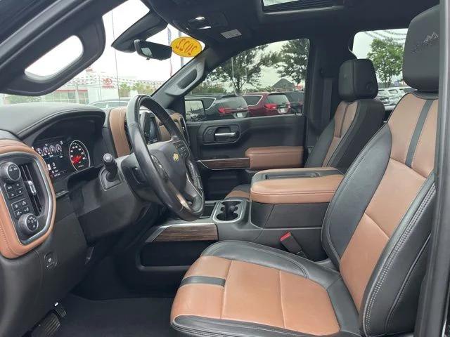 2022 Chevrolet Silverado 1500 4WD Crew Cab Short Bed High Country