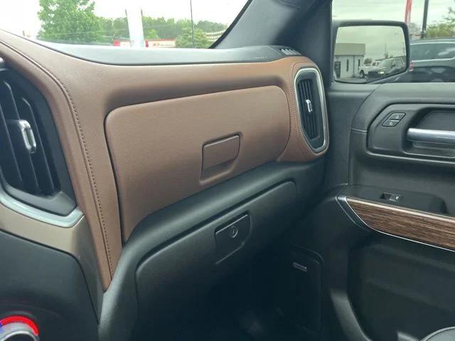 2022 Chevrolet Silverado 1500 4WD Crew Cab Short Bed High Country