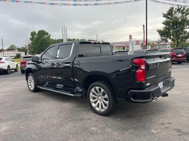 2022 Chevrolet Silverado 1500 4WD Crew Cab Short Bed High Country