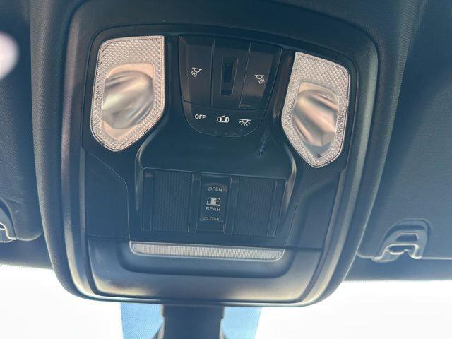 2022 Ram 1500 Lone Star Crew Cab 4x4 5'7" Box