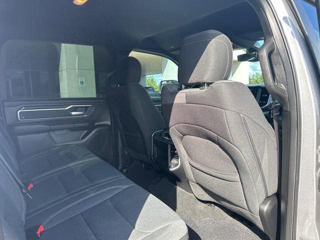 2022 Ram 1500 Lone Star Crew Cab 4x4 5'7" Box
